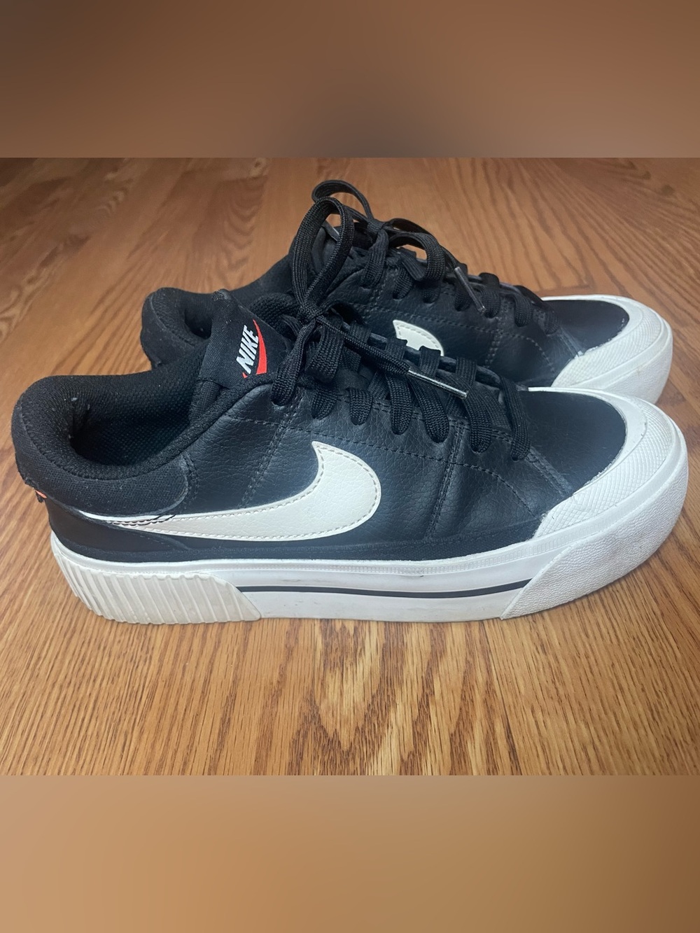 Nike Court Legacy Platform Sneakers Black White Women’s Size 6.5